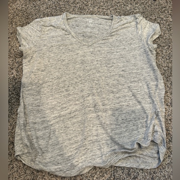 GAP Heather gray tee - Picture 1 of 3